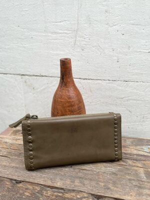 Billetero Tachuelas Kaki